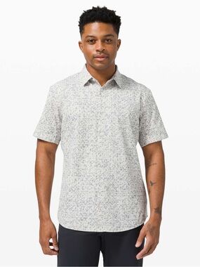 Lululemon Airing Easy Short Sleeve Shirt